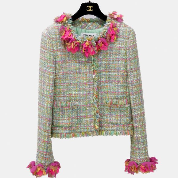 Chanel Fall 2001 Multicolour Silk Applique Tweed Jacket - Picture 2 of 16